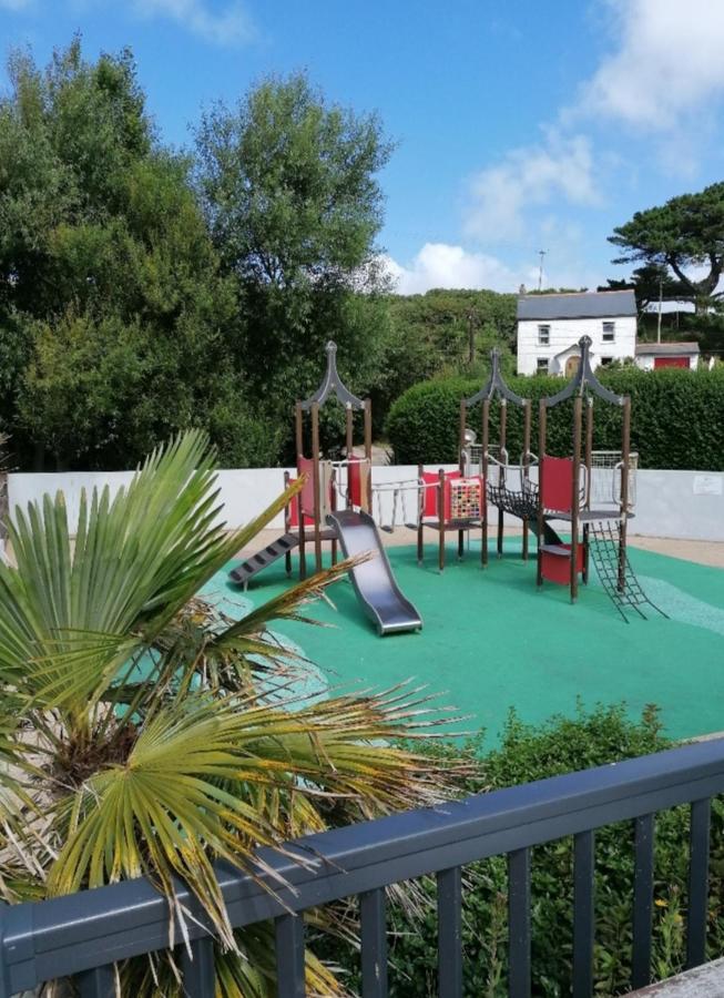 Hakuna Matata Holiday Home New Quay Extérieur photo